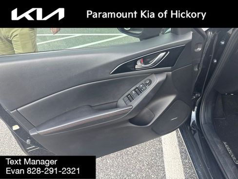 Used 2015 MAZDA MAZDA3 s Grand Touring FWD image 10