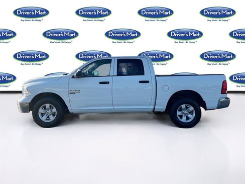Used 2022 RAM 1500 Tradesman w/ Chrome Appearance Group image 5