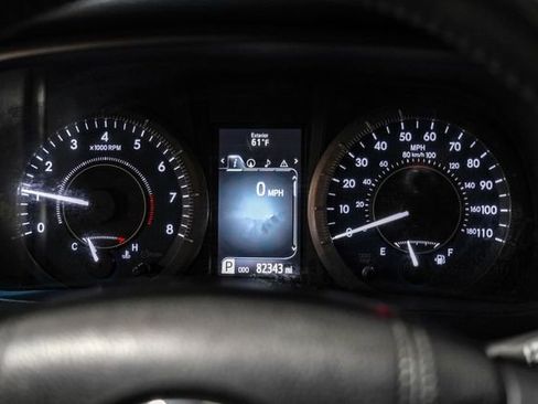 Used 2017 Toyota Sienna XLE Premium image 20
