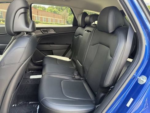 Certified 2023 Kia Sportage EX FWD image 25