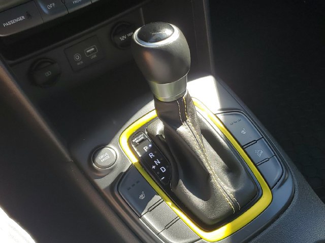 Used 2019 Hyundai Kona Limited FWD image 33