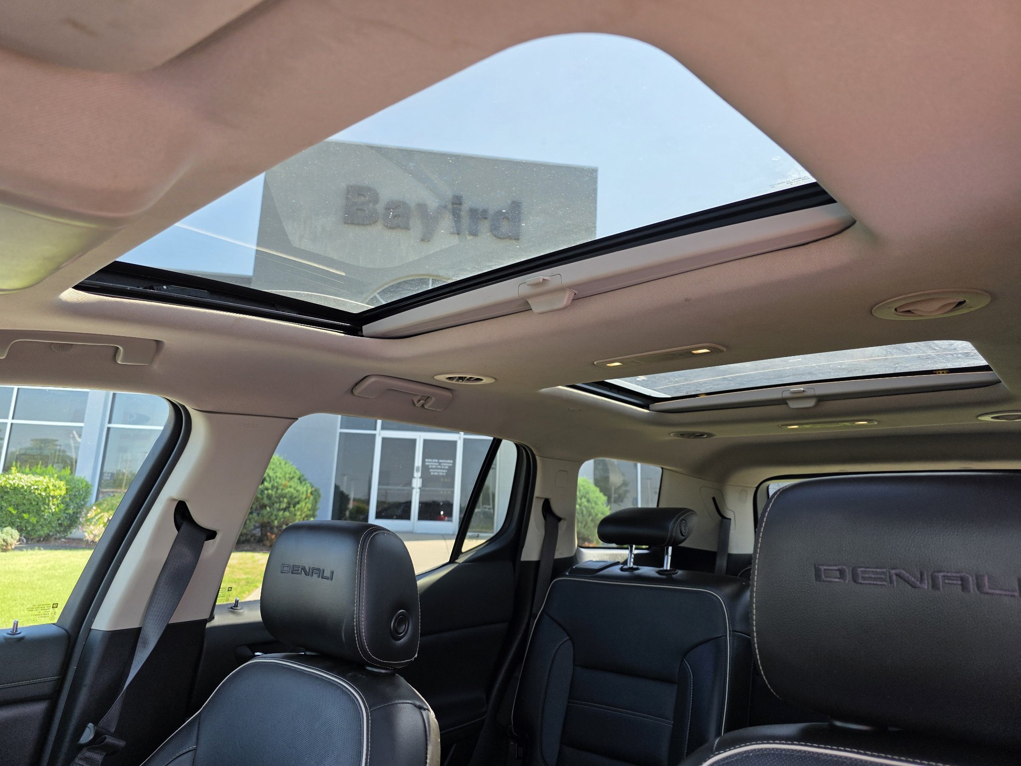 Used 2019 GMC Acadia Denali w/ Technology Package AWD/4WD image 19