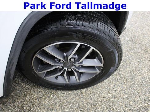 Used 2020 Jeep Grand Cherokee Limited image 30