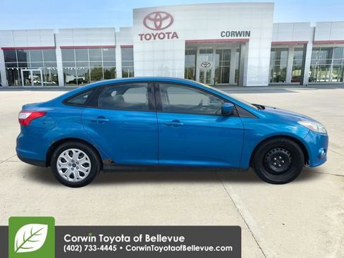 Used 2012 Ford Focus SE FWD image 6