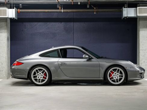 Used 2009 Porsche 911 Carrera 4S AWD/4WD image 2