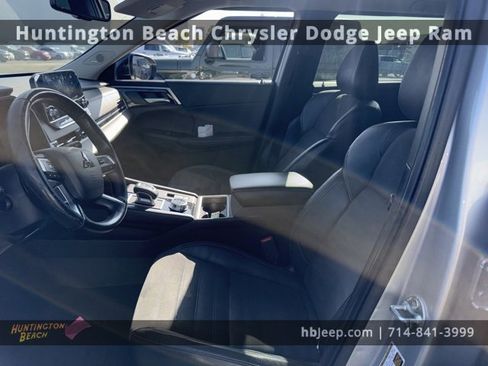 Used 2022 Mitsubishi Outlander SE image 9