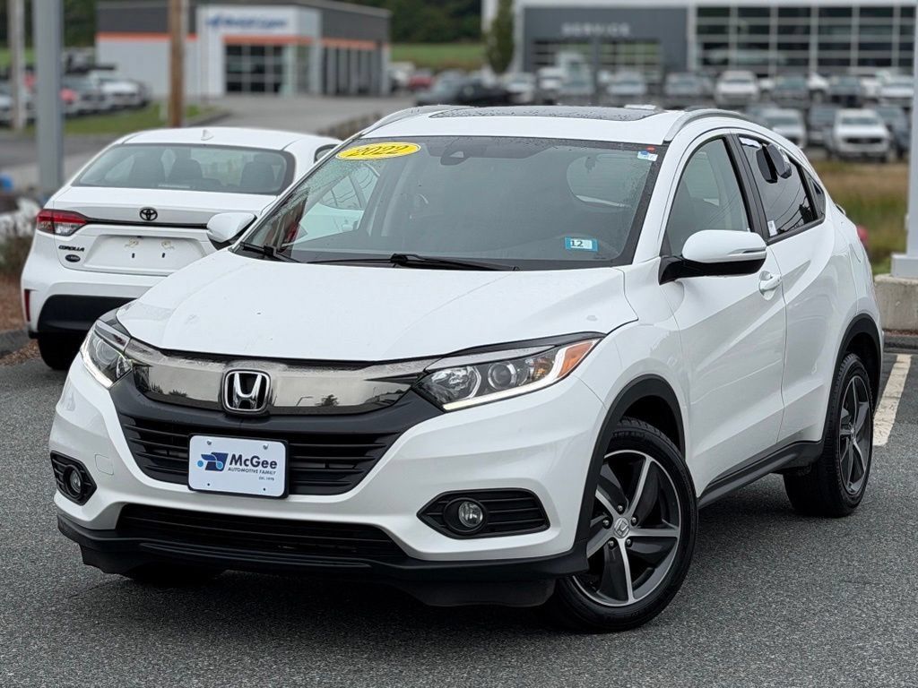 Used 2022 Honda HR-V EX image 1