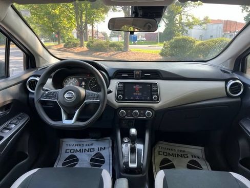 Used 2020 Nissan Versa SV FWD image 26