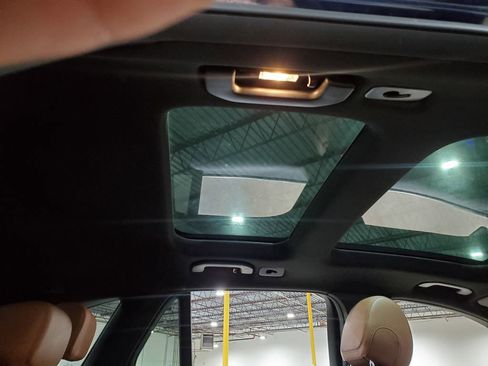 Used 2022 Mercedes-Benz GLC 300 4MATIC image 24