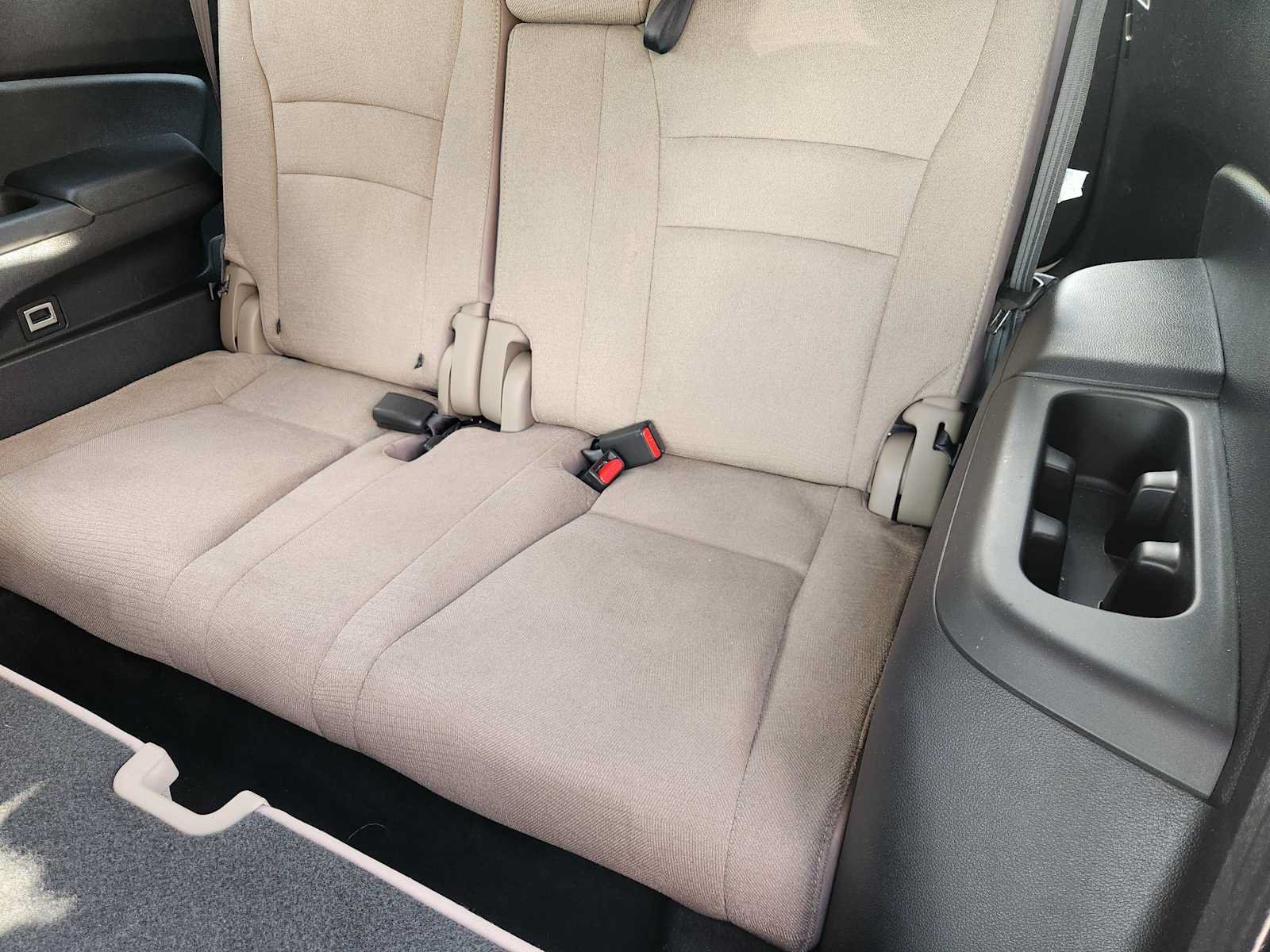 Used 2016 Honda Pilot EX image 30