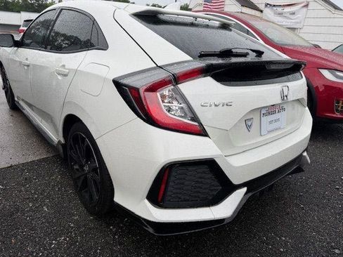 Used 2019 Honda Civic Sport image 5