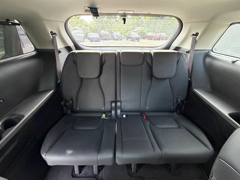 Used 2025 Kia Carnival SX Prestige FWD image 18