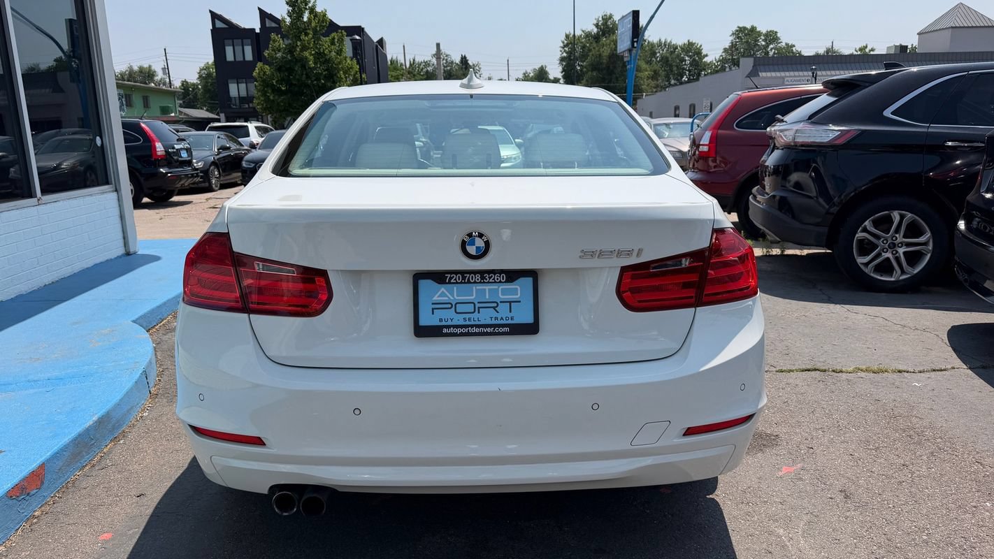 Used 2014 BMW 328i Sedan RWD image 3