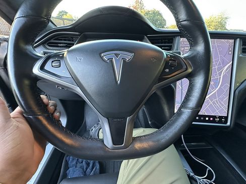 Used 2018 Tesla Model S 100D image 20