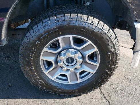 Used 2023 Ford F250 Lariat image 8