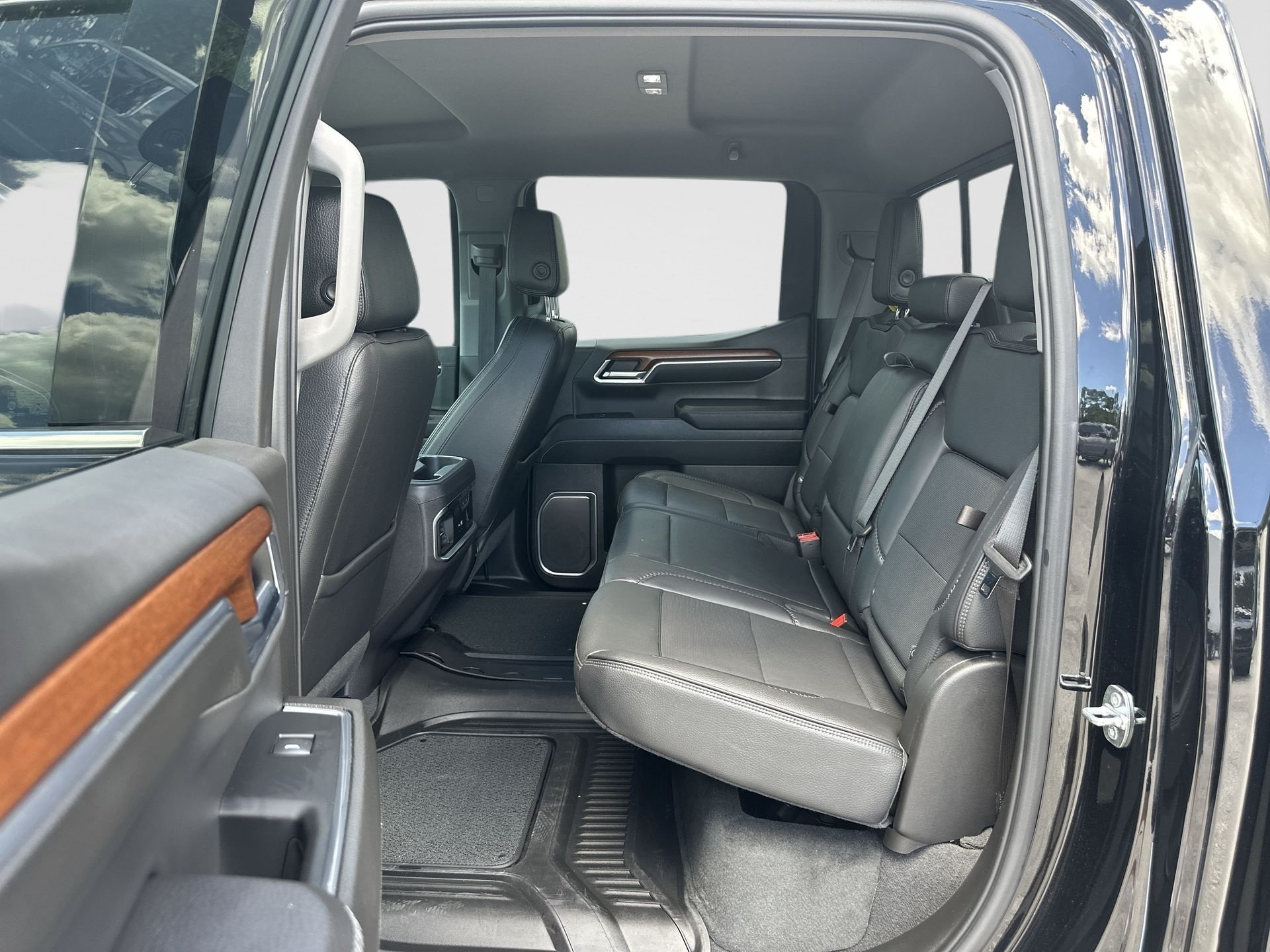 Certified 2023 GMC Sierra 1500 Denali w/ Technology Package AWD/4WD image 24