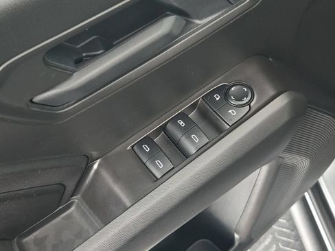 Certified 2025 Chevrolet Colorado Trail Boss AWD/4WD image 28