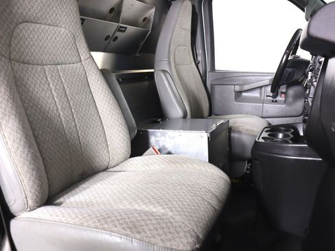 Used 2019 Chevrolet Express 2500 w/ Driver Convenience Package RWD image 36