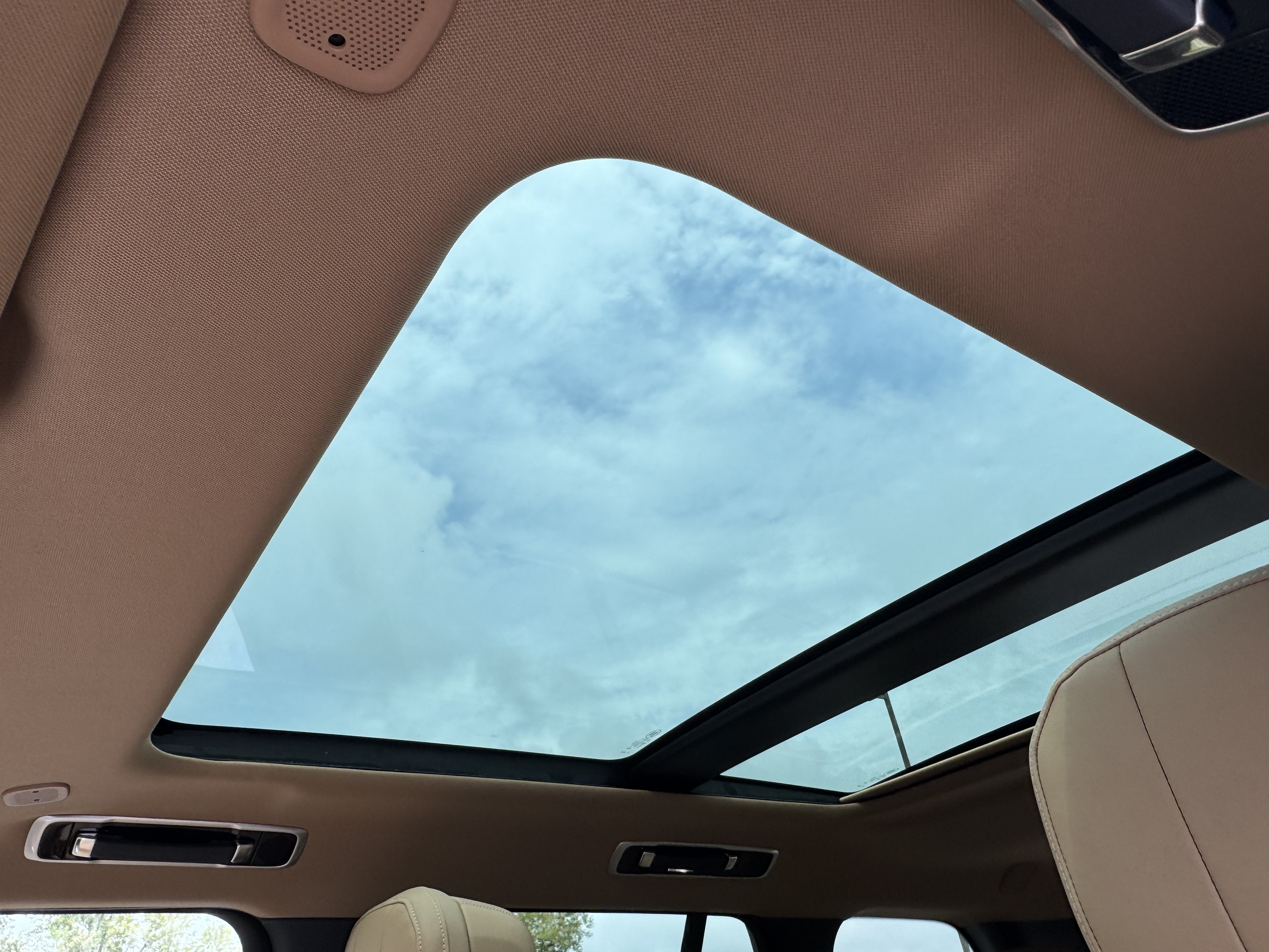 New 2027 Land Rover Range Rover SE AWD/4WD image 24