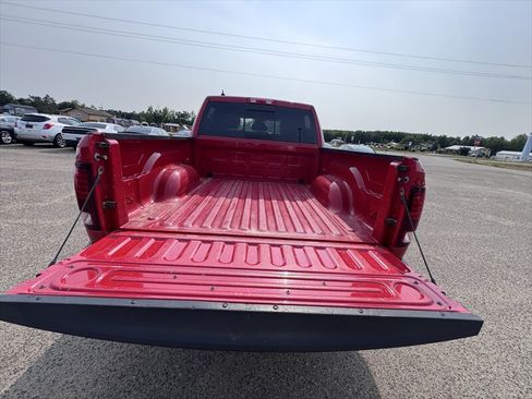 Used 2018 RAM 1500 Rebel w/ Luxury Group AWD/4WD image 9