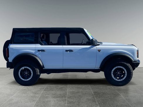 Used 2024 Ford Bronco Badlands w/ Sasquatch Package image 6