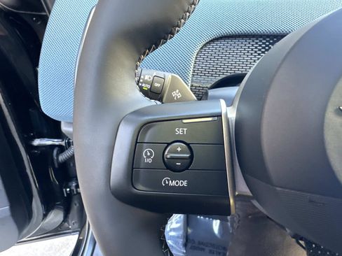 Used 2025 MINI Cooper Countryman S w/ Comfort Package Max image 16