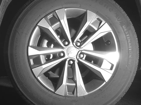 Used 2025 Chevrolet Equinox LT image 12