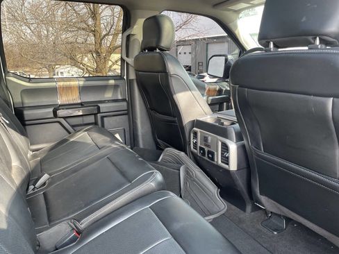 Used 2020 Ford F150 Lariat w/ Equipment Group 502A Luxury AWD/4WD image 13