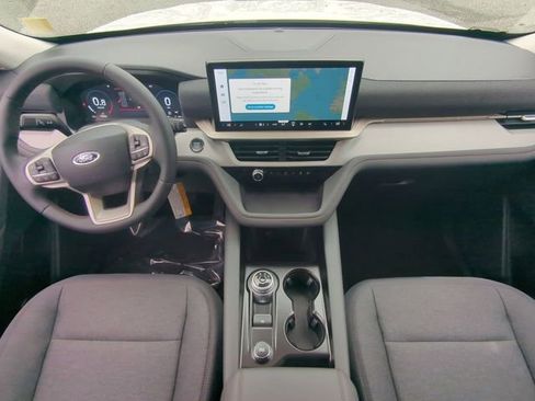 New 2026 Ford Explorer Active image 16
