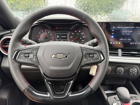 New 2026 Chevrolet Trax RS w/ Sunroof Package FWD image 16