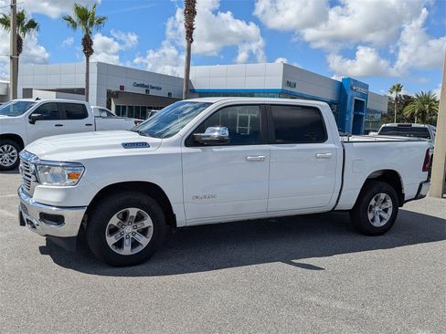 Used 2024 RAM 1500 Laramie image 8