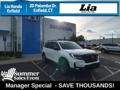 Certified 2023 Honda Passport TrailSport image 1