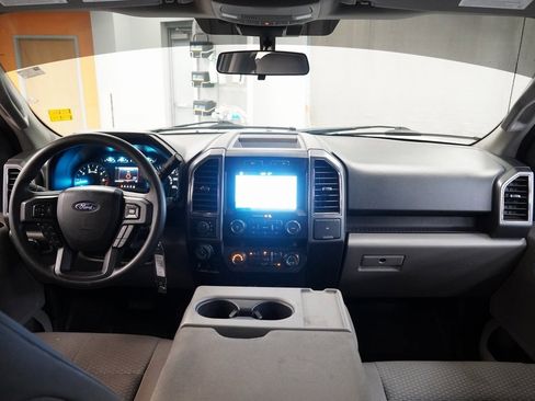 Used 2019 Ford F150 XLT w/ Trailer Tow Package image 18