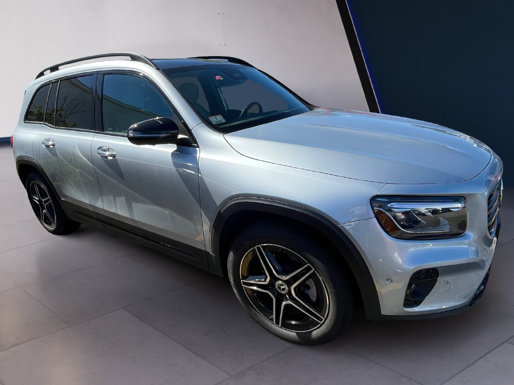 Used 2026 Mercedes-Benz GLB 250 4MATIC image 6