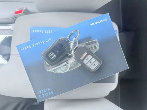 Used 2013 Honda Accord EX-L image 28