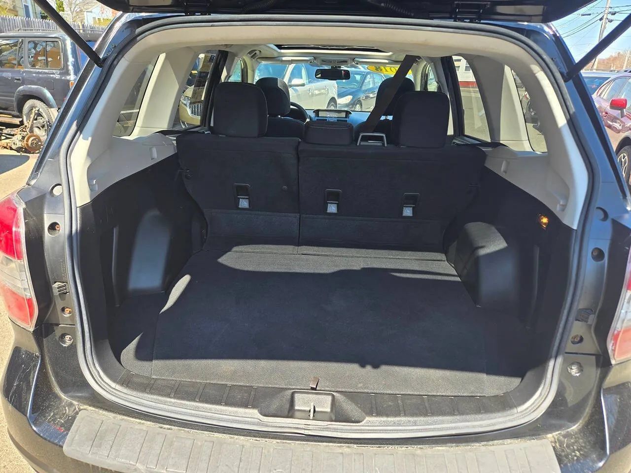 Used 2015 Subaru Forester 2.5i Premium w/ All-Weather Package AWD/4WD image 37