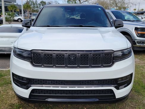 Used 2023 Jeep Grand Wagoneer Series II image 4