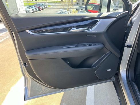 Used 2026 Cadillac XT5 Premium Luxury image 24