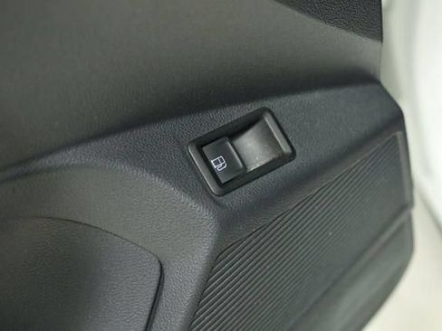 Used 2023 Volkswagen Taos SEL AWD/4WD image 28