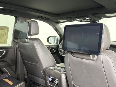 Used 2021 GMC Yukon XL AT4 w/ Rear Media and Nav Package image 15