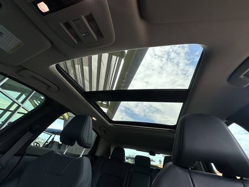 Used 2023 Nissan Ariya image 31