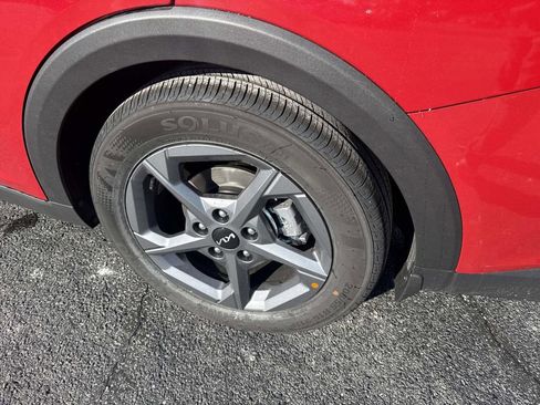 New 2025 Kia K4 LXS image 5