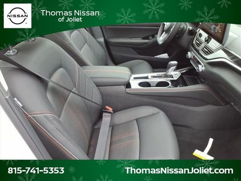 New 2025 Nissan Altima 2.5 SR w/ SR Premium Package image 19