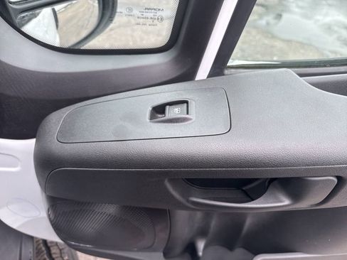 Used 2024 RAM ProMaster 2500 FWD image 28