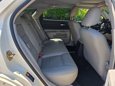 Used 2005 Dodge Magnum R/T w/ Convenience Group II RWD image 28