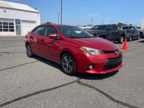 Used 2016 Toyota Corolla LE w/ Driver Convenience Package FWD image 7