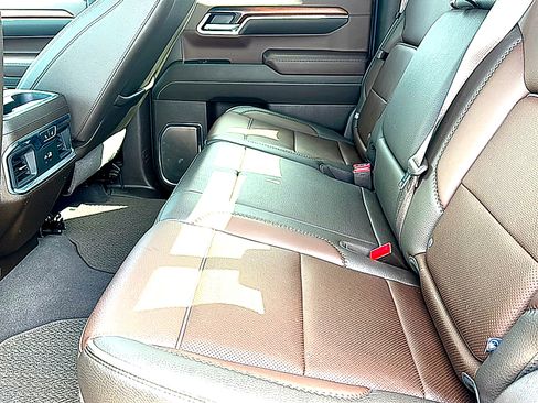 Used 2024 GMC Sierra 1500 Denali w/ Denali Reserve Package RWD image 11
