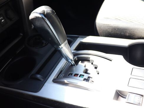 Used 2014 Toyota 4Runner SR5 AWD/4WD image 53