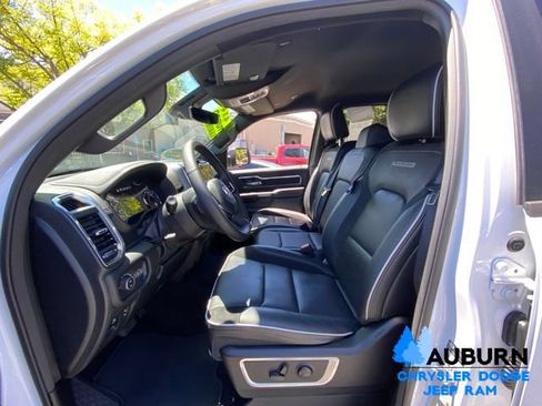 Used 2025 RAM 1500 Laramie AWD/4WD image 28
