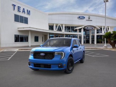 New 2026 Ford Maverick Lobo AWD/4WD image 2